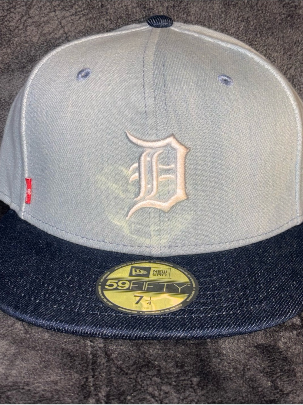 NEW Detroit Tigers New Era x Levi’s Denim 59FIFTY Fitted Hat Size 7 1/4 RARE